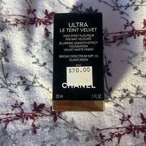 CHANEL ultra la teint velvet SKIN TINT shade B40 SPF15